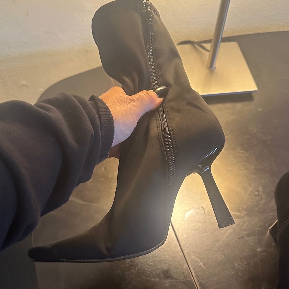 Steve Madden Sleek Black Heeled Boots